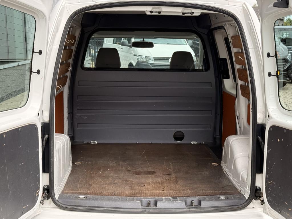 Volkswagen Caddy 1.6 tdi c-edition | cruise | trekhaak | navi | bluetooth |