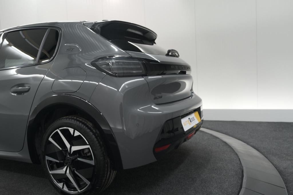 Peugeot 208 puretech 100 gt | camera | navigatie | apple carplay | parkeers