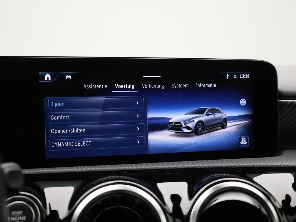 Mercedes-Benz A-Klasse 180 business line | automaat | panorama dak | leder 