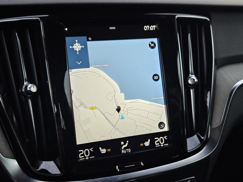 Volvo V60 2.0 t8 twin engine awd inscription | pano | elek. trekhaak