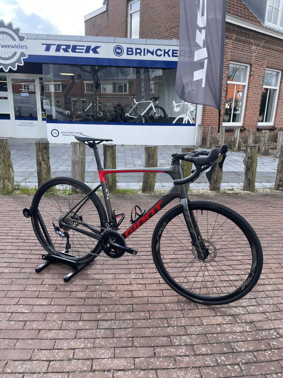 Giant Advance Carbon Racefiets zo goed als nieuw !!!