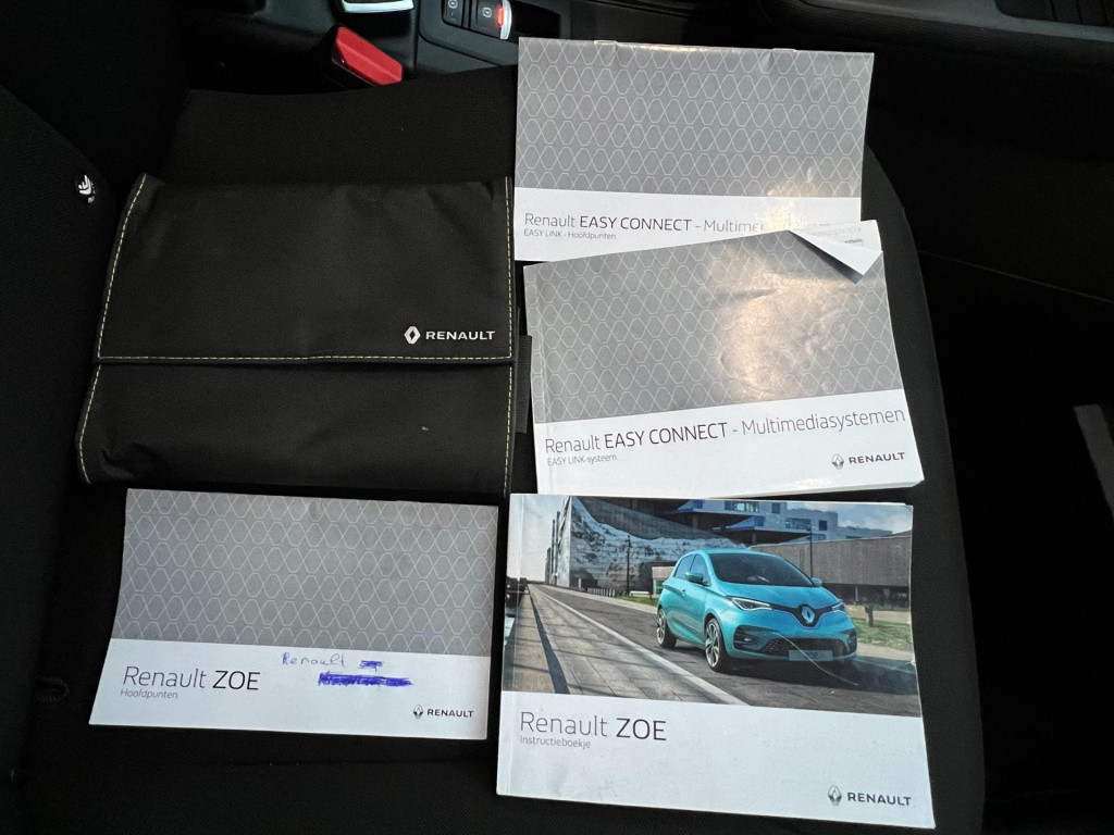 Renault Zoe r110 life carshare 52 kwh, afneembare trekhaak enz..