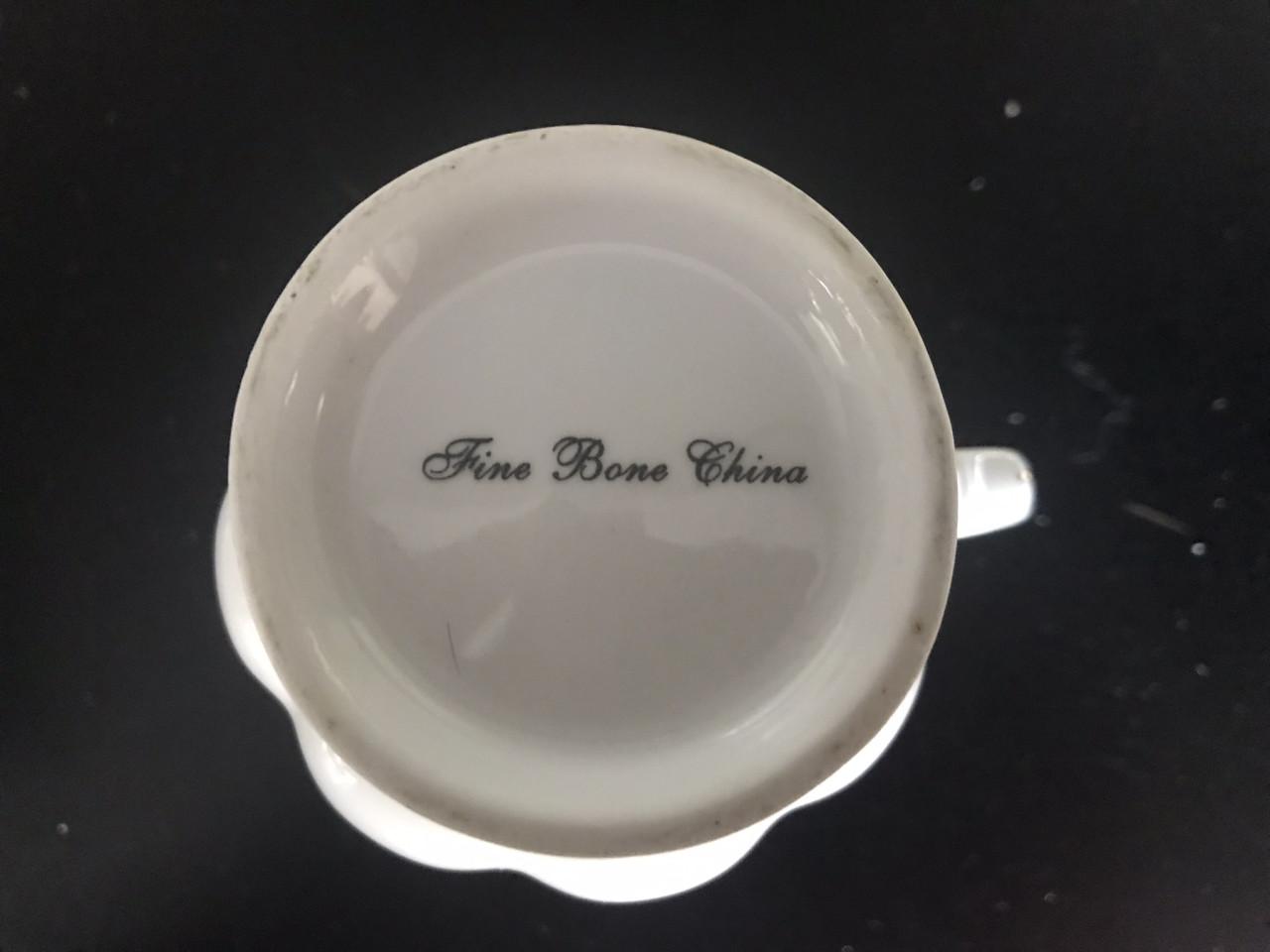 2 porseleinen mokken