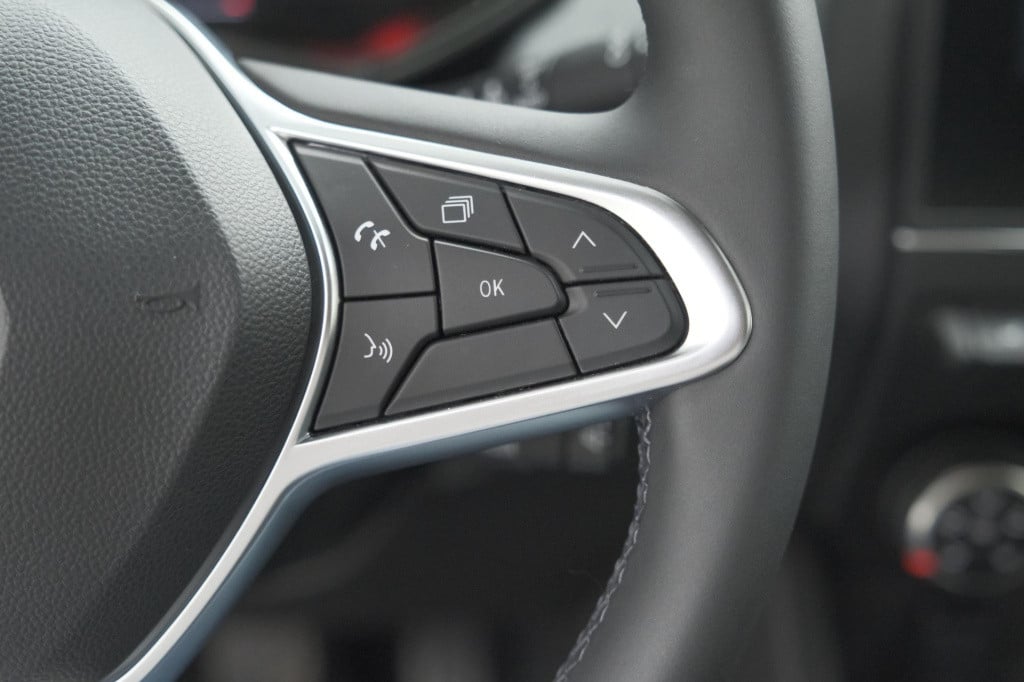 Renault Clio tce 90 evolution | camera | navigatie | apple carplay | parkee