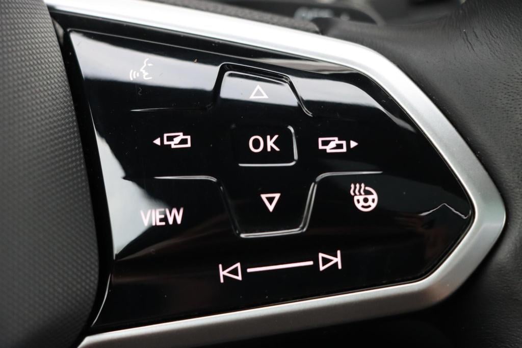 Volkswagen Touareg 3.0 tsi ehybrid 4motion black style 380pk tiptronic | so