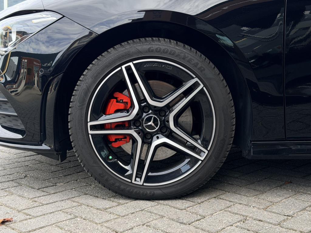 Mercedes-Benz Cla shooting brake 250 e business solution amg limited