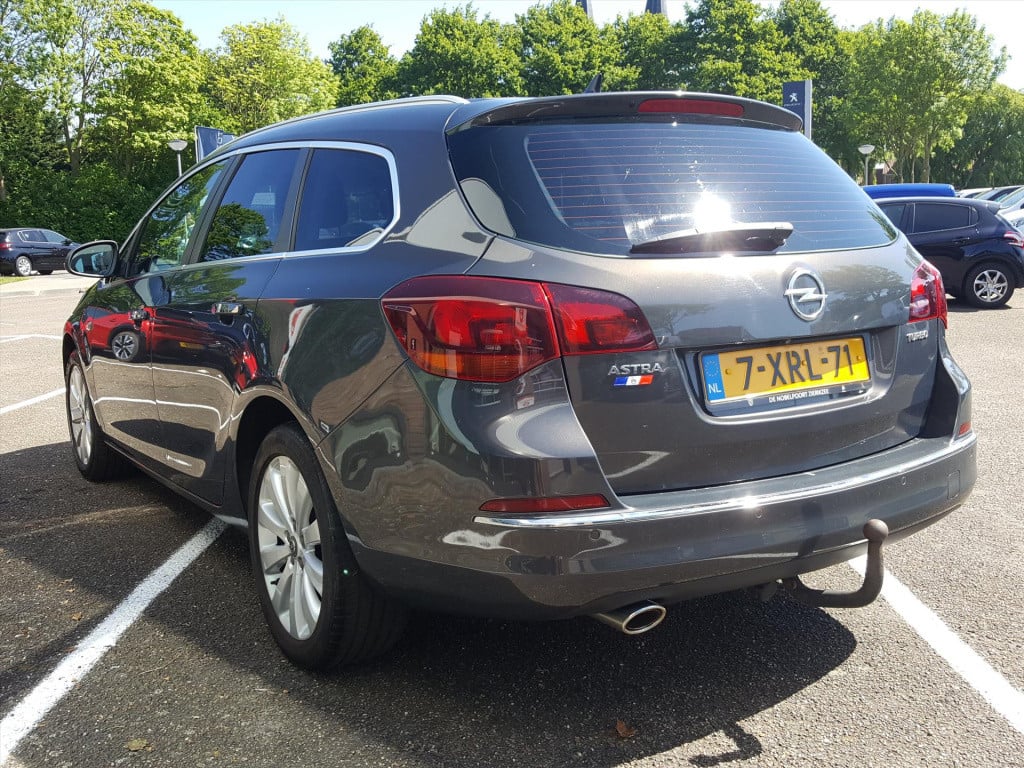 Opel Astra 1.4 turbo ecotec 140pk sport navigatie | trekhaak | cruise & cli