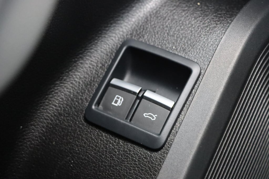 Audi Q5 55 tfsi e quattro s edition competition 367pk s-tronic