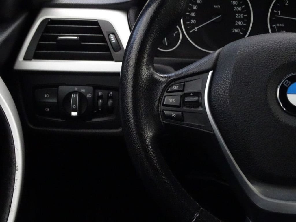 BMW 3-serie 320i executive