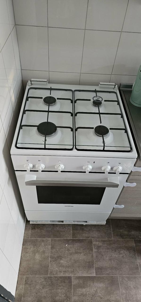 Siemens gasfornuis met oven in prima staat