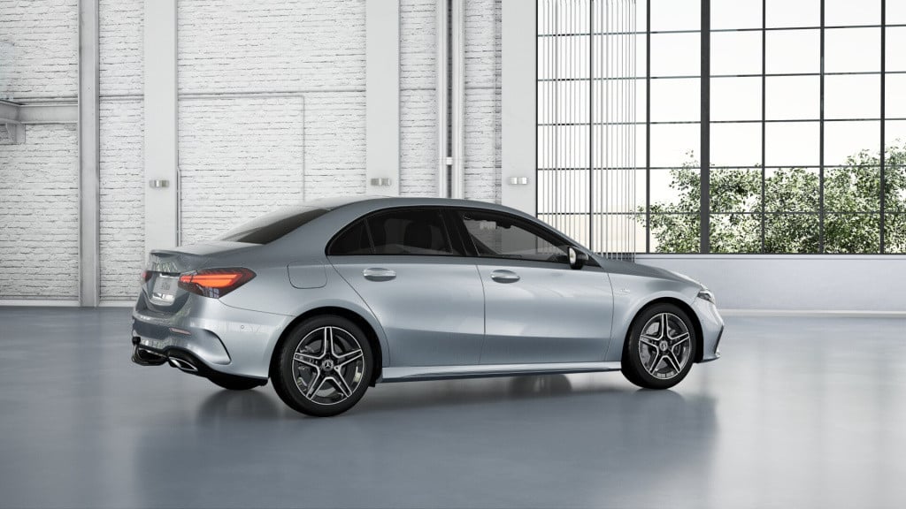 Mercedes-Benz A-Klasse 250 e business solution amg | trekhaak | nightpakket