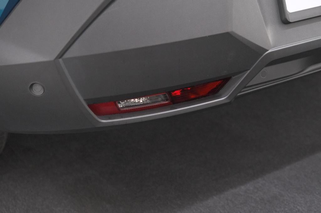 Peugeot 3008 1.2 hybrid 136 gt | elektrische kofferklep | camera | adaptiev