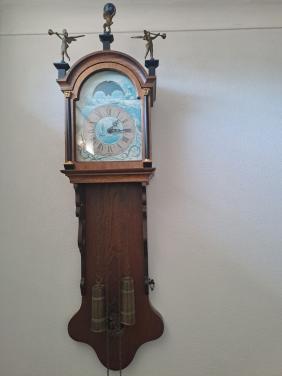 Oud hollandse staartklok