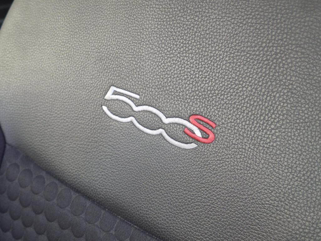 Fiat 500 1.2 nl | s uitvoering | 16'' lmv | halfleren stoelen | airco |