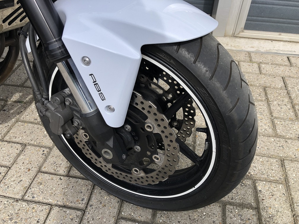 ***VERKOCHT*** Volledig aangeklede Kawasaki Z750 ABS '13, 22dkm €4995,-