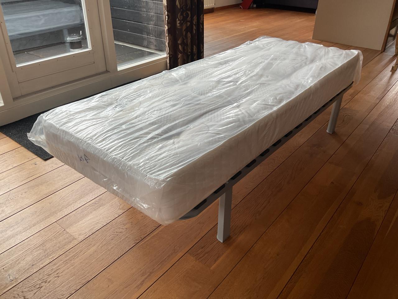 Nieuw eenpersoonsbed