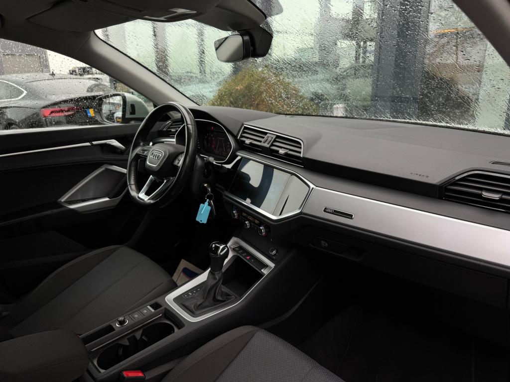 Audi Q3 sportback 35 tfsi pro line * panoramadak * carplay * navigatie * pd