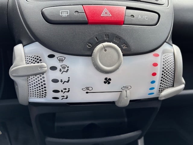 Peugeot 107 1.0 68pk 3d access pack accent radio/cd | airco | zuinige motor