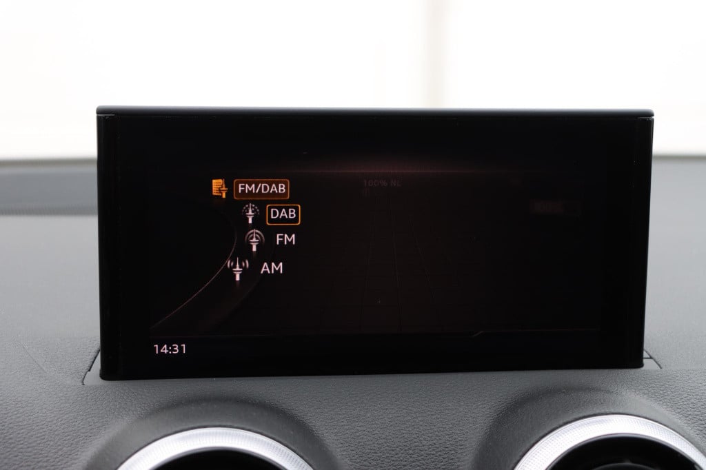 Audi Q2 35 tfsi s edition 150pk s-tronic