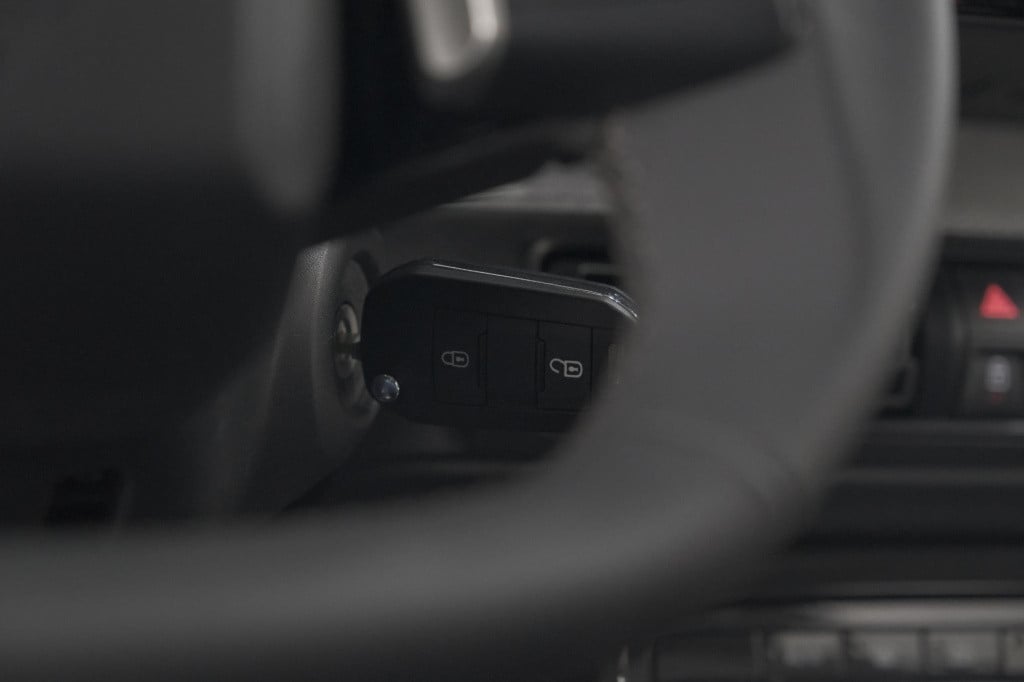 Citroen C3 turbo 100pk max | nieuw model | camera | navigatie | apple carpl