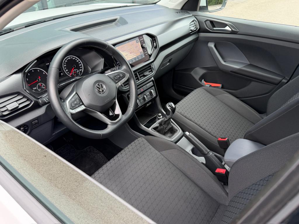 Volkswagen T-cross 1.0 tsi life | trekhaak | navi | adap. cruise | dode hoe