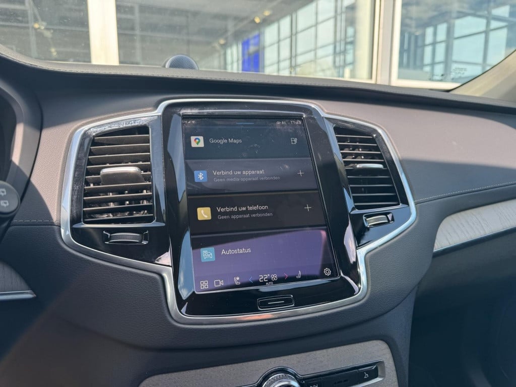 Volvo XC90 t8 455pk recharge ultra dark| full options!! b&w | luchtvering