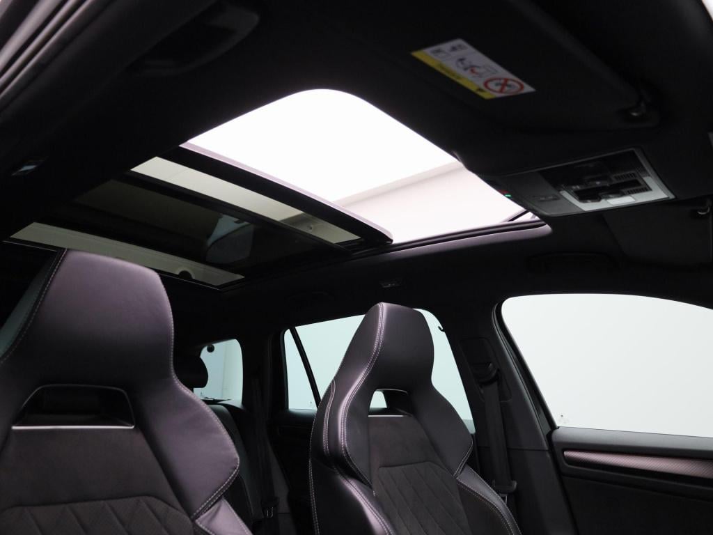 Skoda Kodiaq 1.5 tsi sportline business | panoramadak | trekhaak | sfeerver