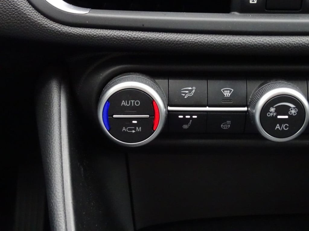 Alfa Romeo Giulia 2.0t b-tech stoel-&stuurwielverwarming | android auto | 1