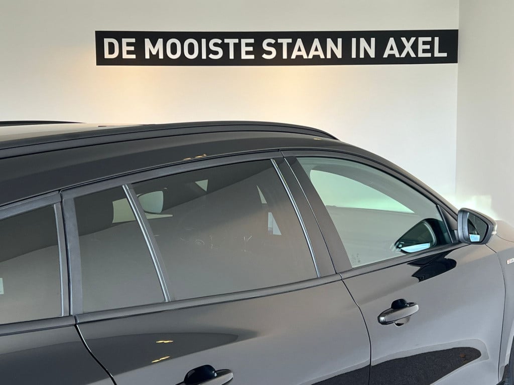 Ford Focus wagon 1.0 ecoboost hybrid st line business