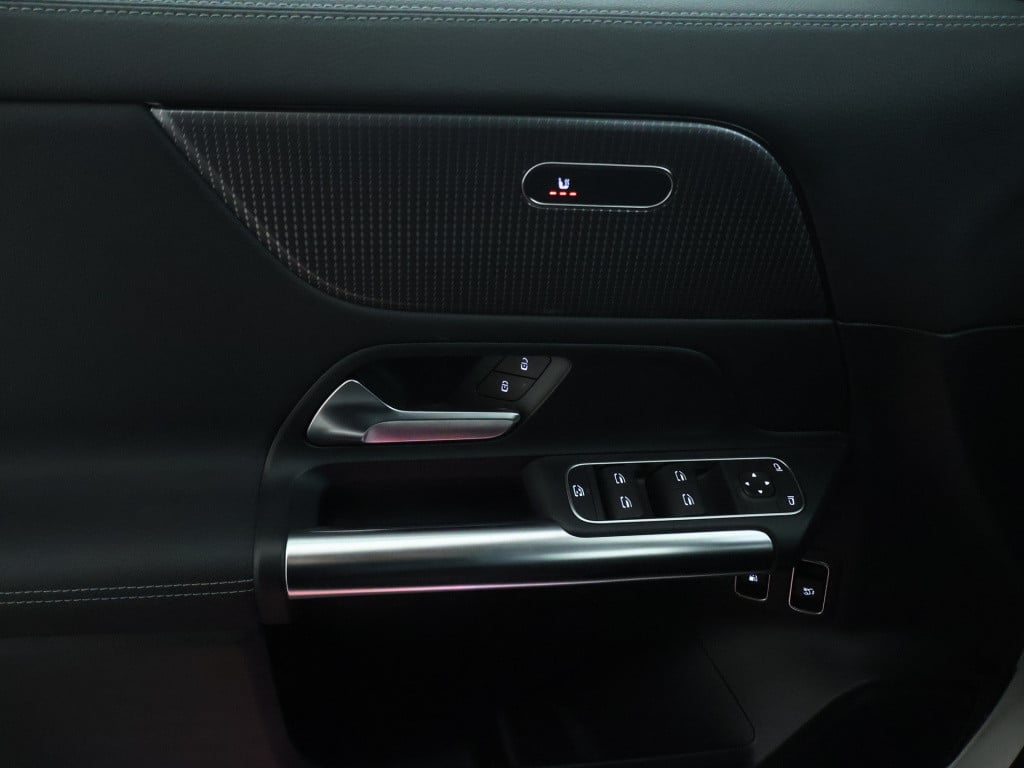 Mercedes-Benz Gla-klasse 250 e plug-in hybride | trekhaak | apple carplay/a