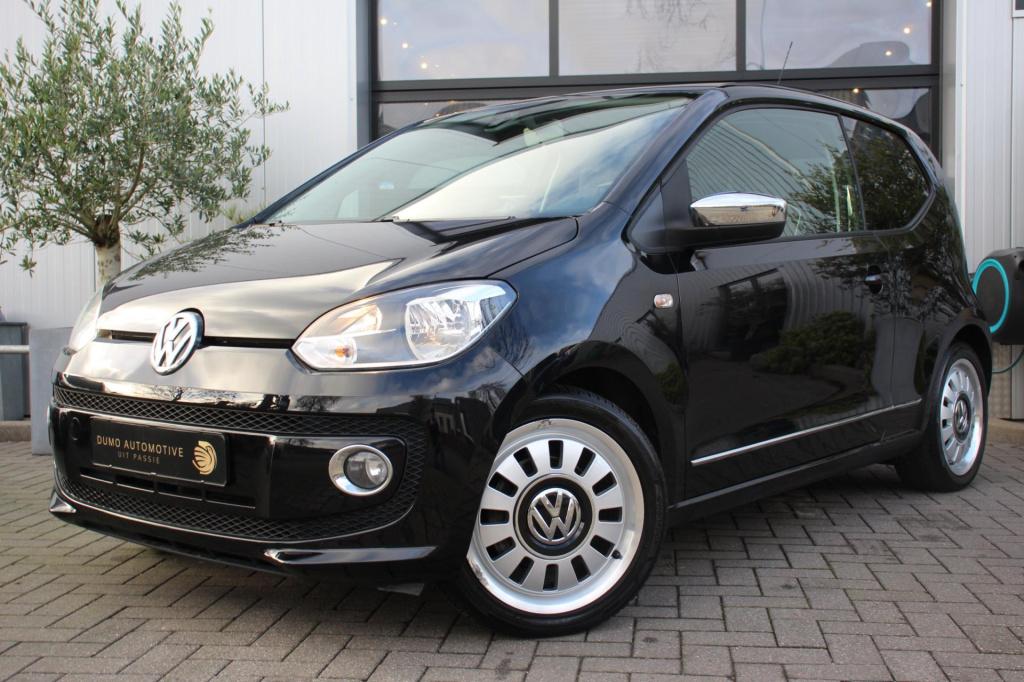 Volkswagen UP! 1.0 black-edition - panoramadak - leer - leder - cruise cont