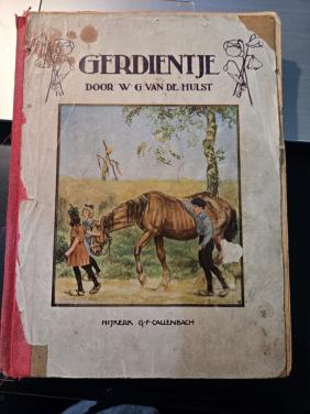 De eerste druk van het boek "Gerdientje" van W.G. van de Hulst uit 1927.
