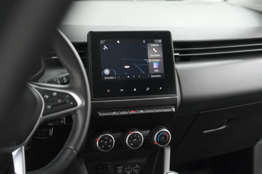 Renault Clio tce 90 zen | parkeersensoren | navigatie | apple carplay
