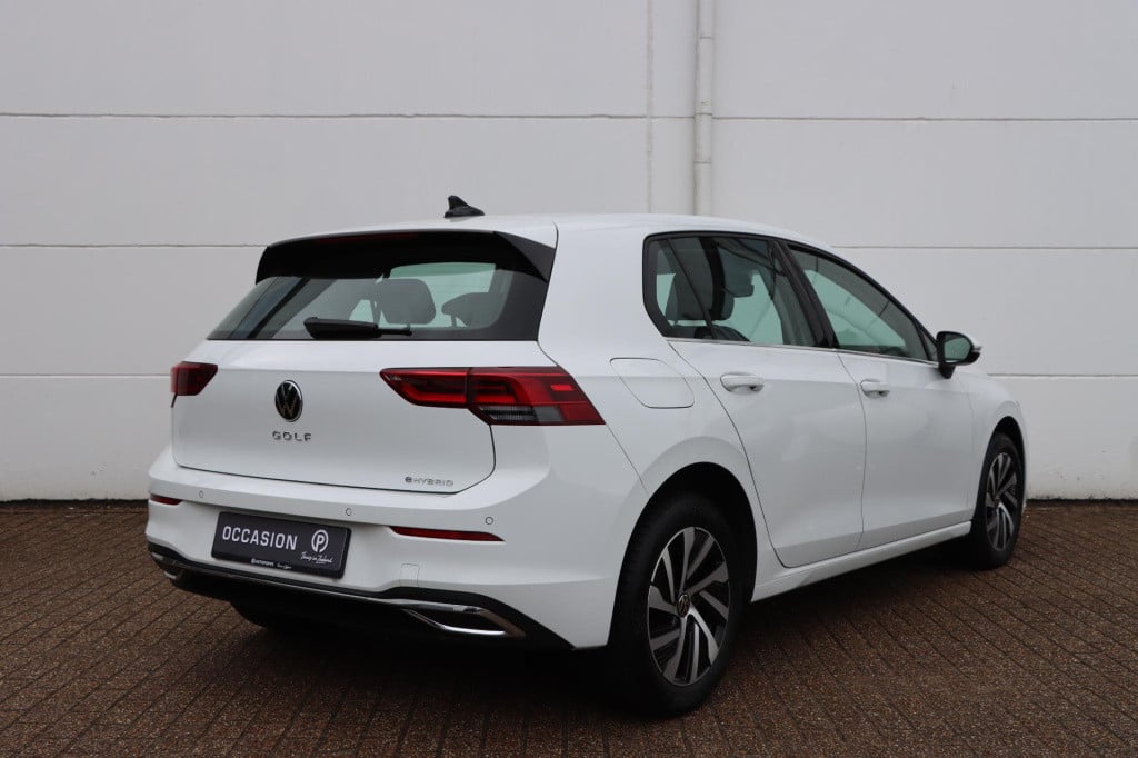 Volkswagen Golf 1.4 ehybrid style 204pk dsg6