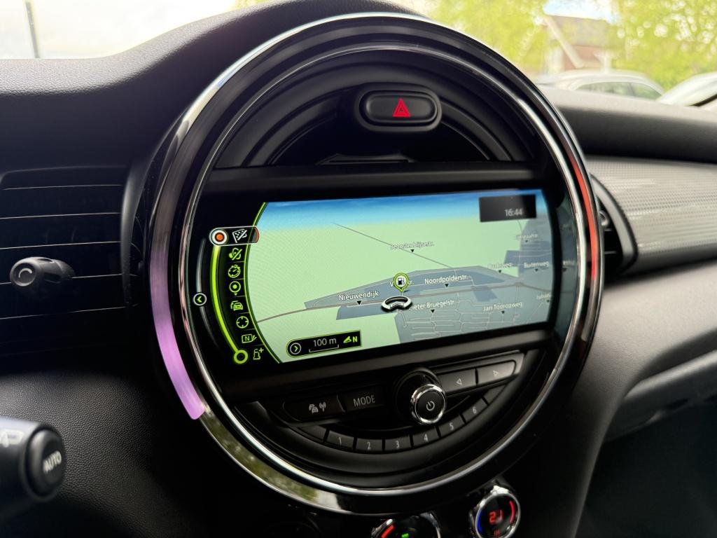 Mini Cooper mini 1.5 black pack - automaat - leder - 87.000km -