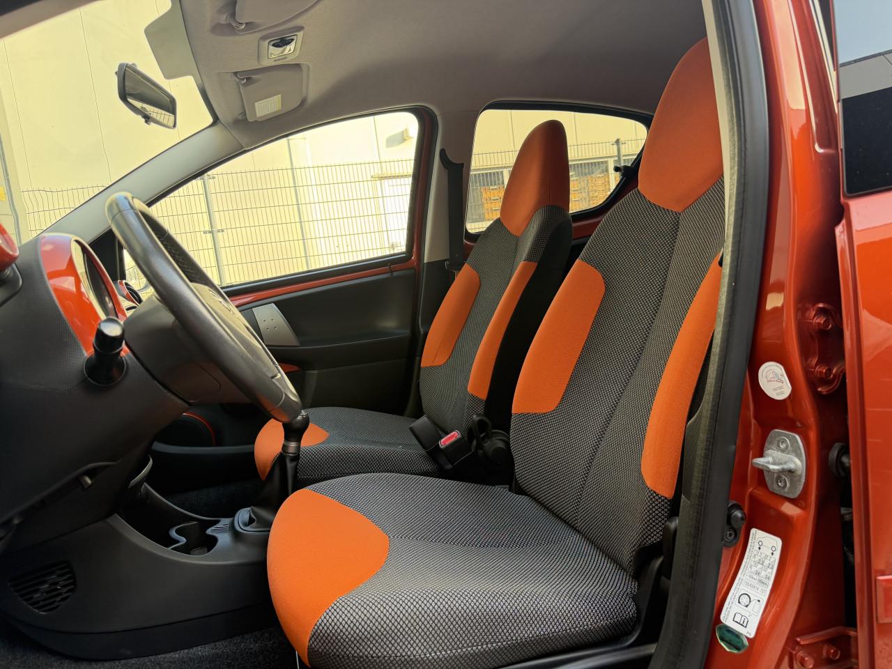 Toyota Aygo 1.0 12V Vvt-i 5DRS 2012 Dynamic Orange Airco Apk