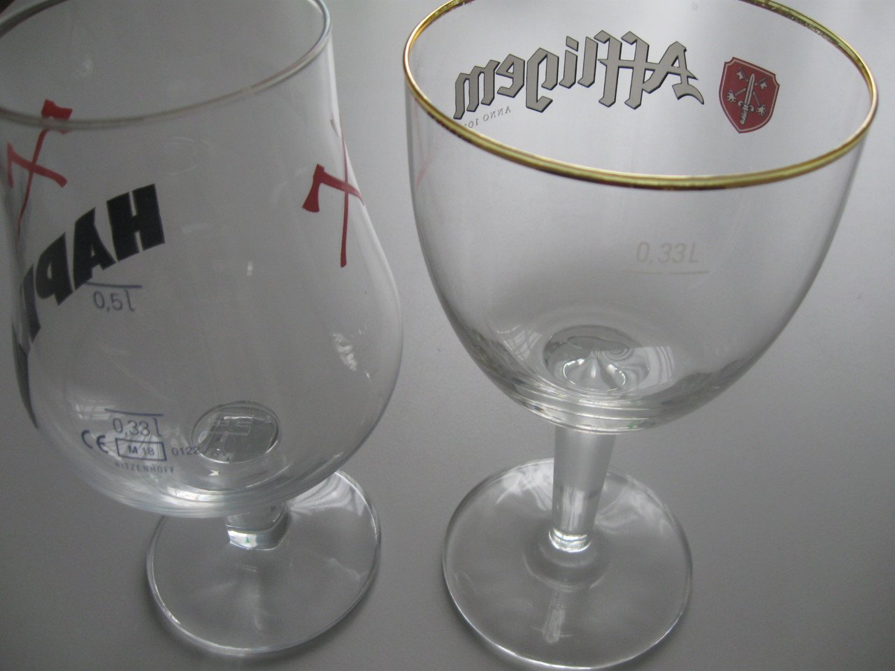 2 Tapisten glazen