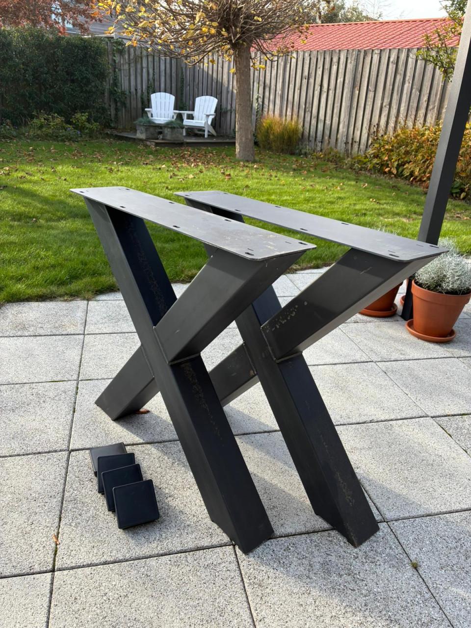Stalen onderstel tafel - X poot
