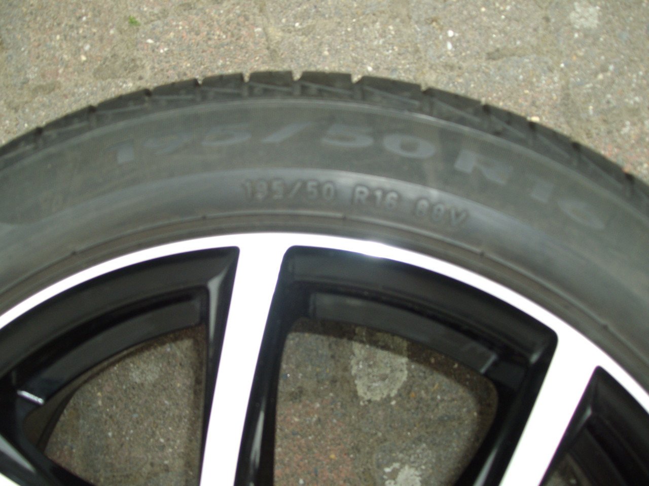 Monaco velgen 16inch met pirelli banden