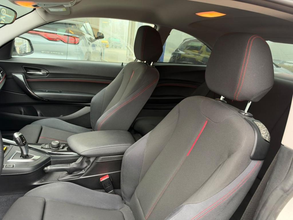 BMW 2-serie coupé 220i black pack