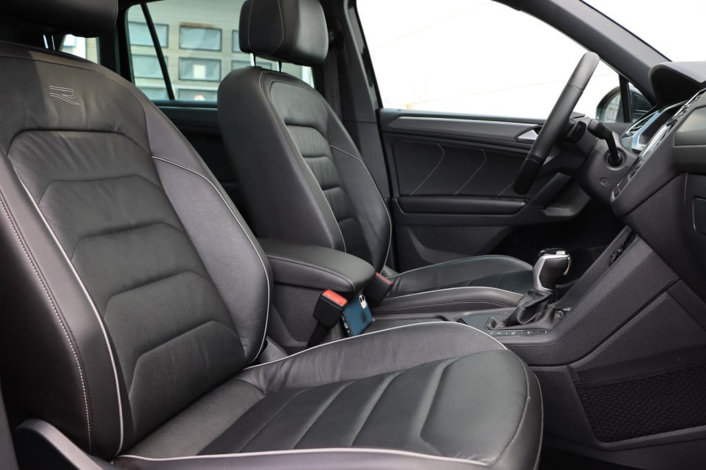 Volkswagen Tiguan 1.4 tsi ehybrid r-line business + 245pk dsg6