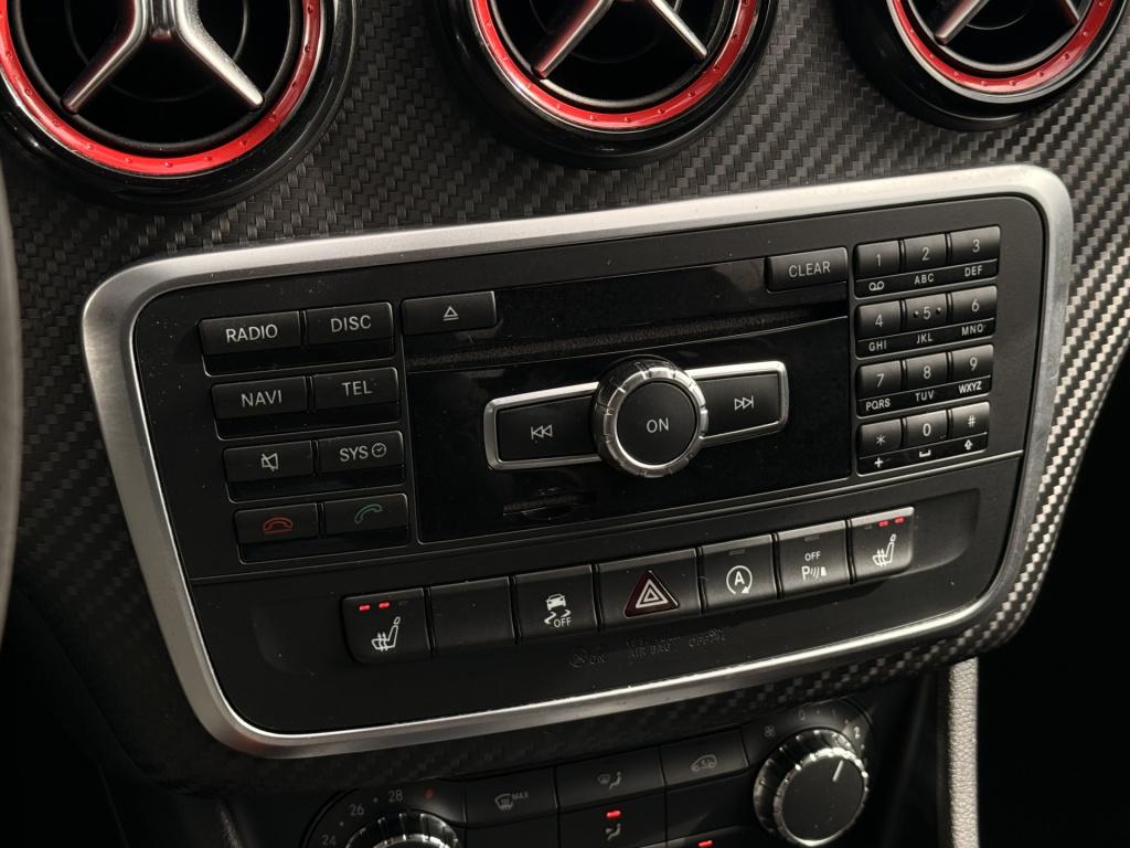 Mercedes-Benz A-Klasse amg 45 4matic | stoelverwarming | kuipstoelen | acht