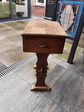 Vintage naaitafeltje