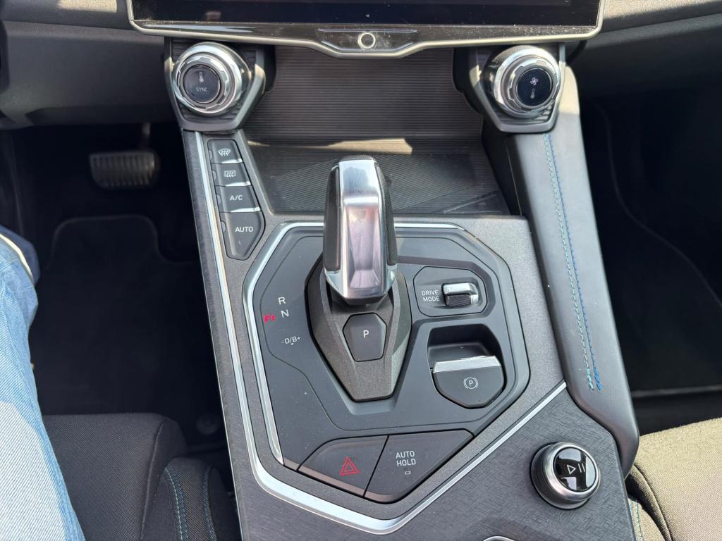 Lynk & Co 01 1.5td 261pk phev 7dcth, panorama dak, adaptive cc, carplay