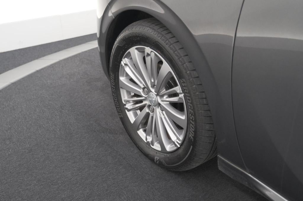 Peugeot 208 puretech 82 blue lease allure | parkeersensoren | climate contr
