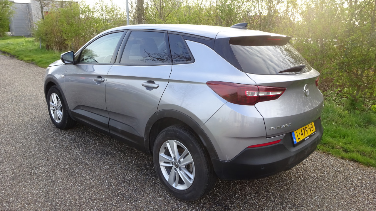 Opel Grandland X 1.2T