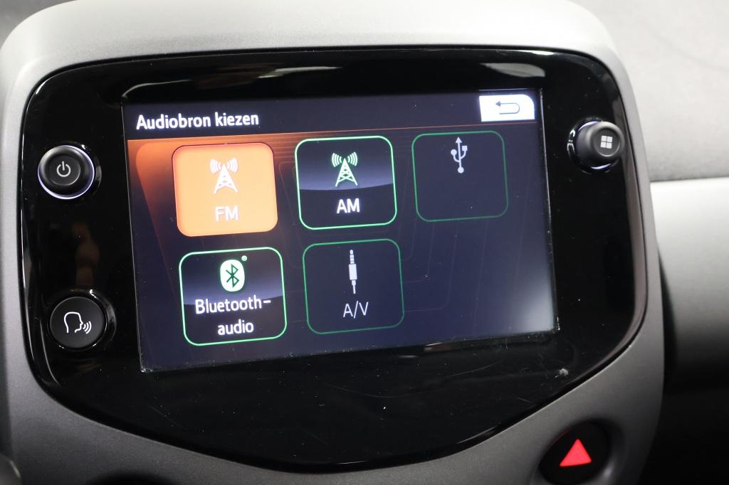 Toyota Aygo 1.0 vvt-i x-joy automaat
