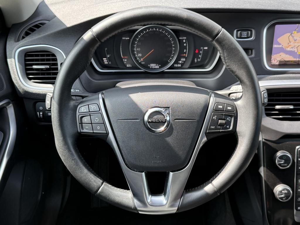 Volvo V40 cross country t3 153pk aut6 polar+ luxury| leder|pano| camera| tr