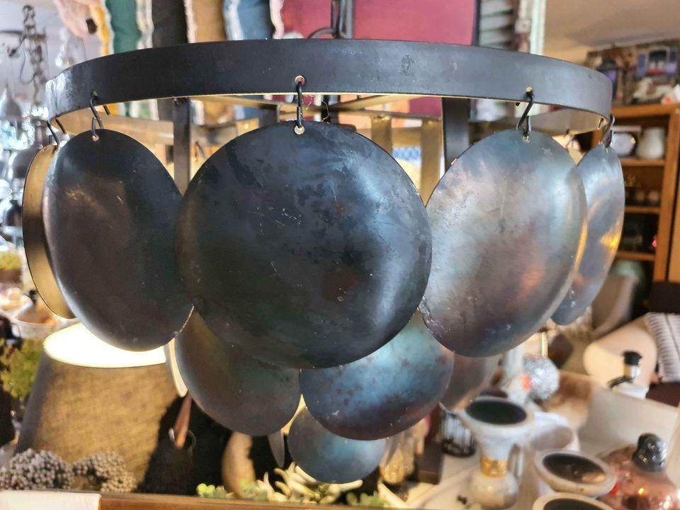 HEEL VEEL STOER EN SOBER DECORATIE BIJ 3Z FACTORY ARNEMUIDEN