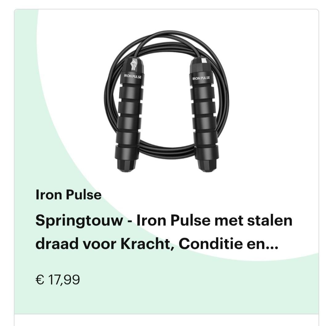 Te koop staande bokszak met bokshandschoenen nieuwstaat